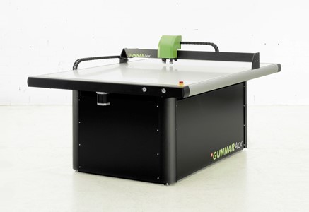 Computerised mountboard cutter offers 0.02mm accuracy